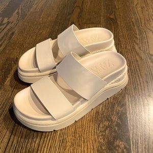 Women’s Zara Slide sandals size 36 6